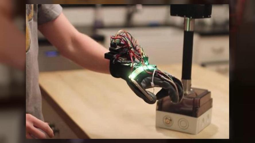 研究人员设计了一种3D打印的机器人手 可以轻松抓起各类物体