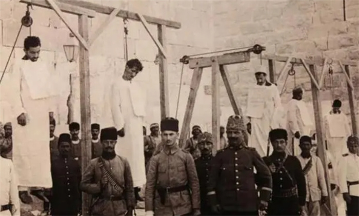 1915ǴɱŮʮּϣ˱Ʒ