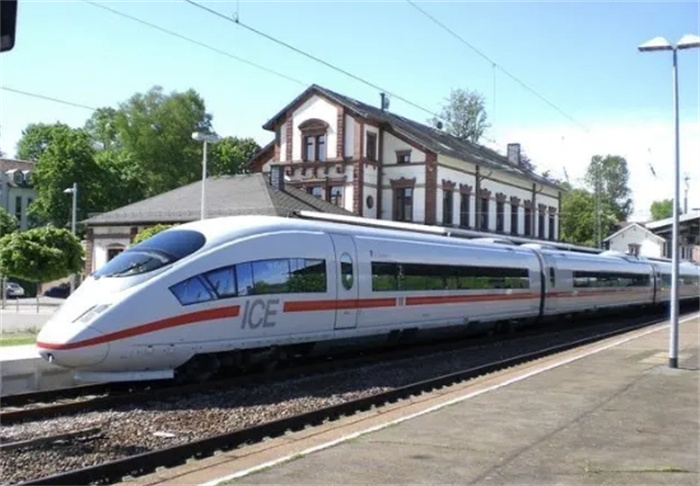全世界速度最快的10款列车，第一名431公里每小时，会是中国的吗
