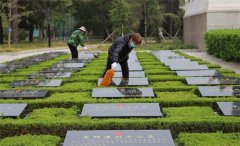 日本的烈士陵园墓 为啥会没人祭拜（烈士陵园）