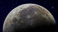 摄影师用50000张月亮照片，合成月球真面貌（认识月球）